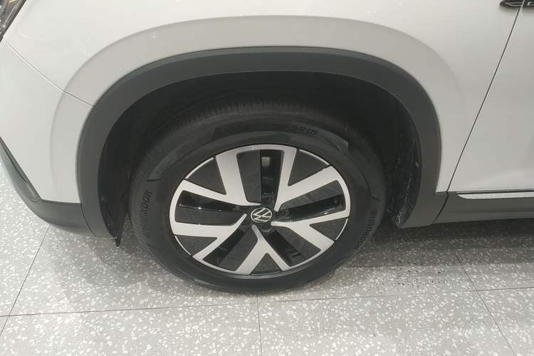 Used Volkswagen Tayron 2023 330TSI Two-Wheel-Drive Luxury Plus Advanced Version