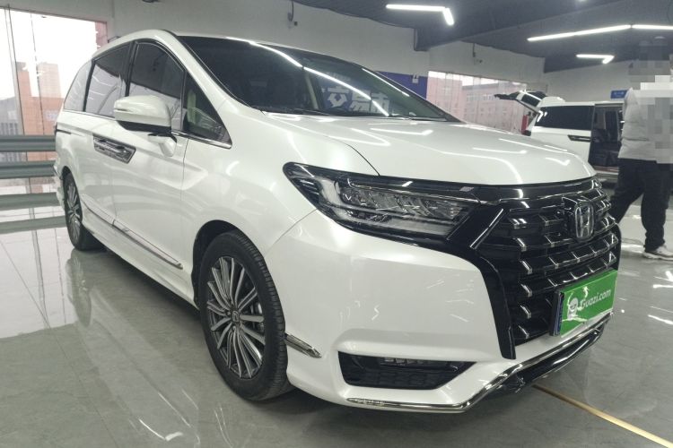 Used Honda Elysion 2022 2.0L eHEV Luxury Edition
