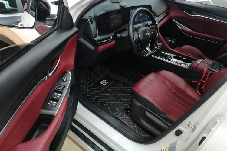 Used Changan CS75 PLUS 2021 1.5T Automatic Pioneer Model
