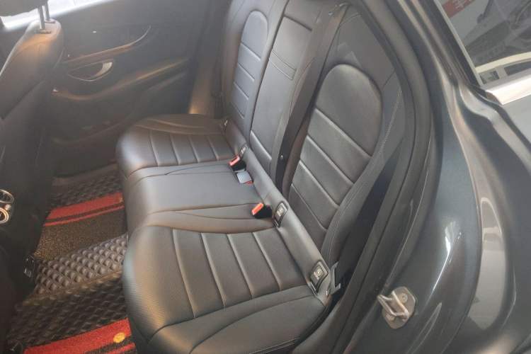 Used Mercedes-Benz GLC 2019 GLC 260 L 4MATIC Dynamic Model
