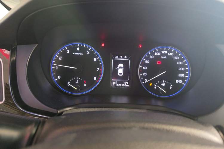 Used Hyundai Mistra 2014 1.8L Automatic Smart GLS