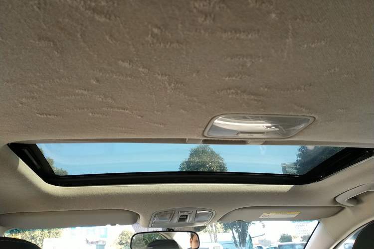 Used Hyundai Elantra 2016 1.6L Manual ZhiXuan · Dynamic Model