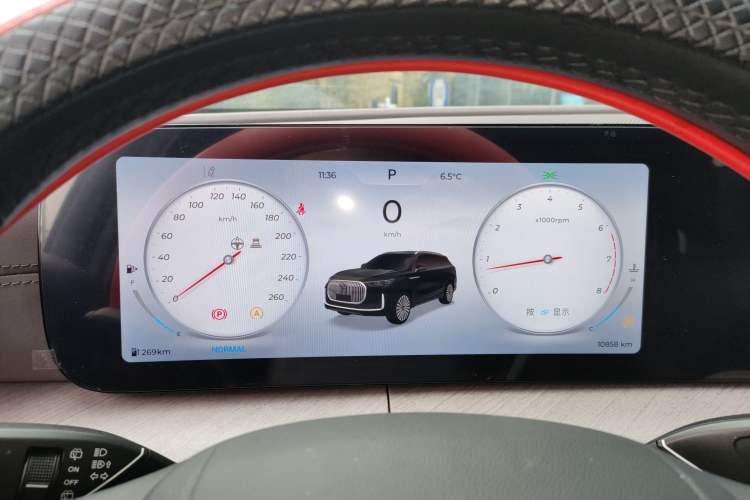 Used Chery Tiggo 9 2025 2.0T Dual-Clutch Two-Wheel Drive Luxury Edition 7 Seats
