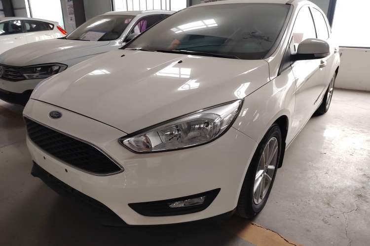 Used Ford Focus 2018 Hatchback Classic 1.6L Automatic Trendy SmartDrive Edition