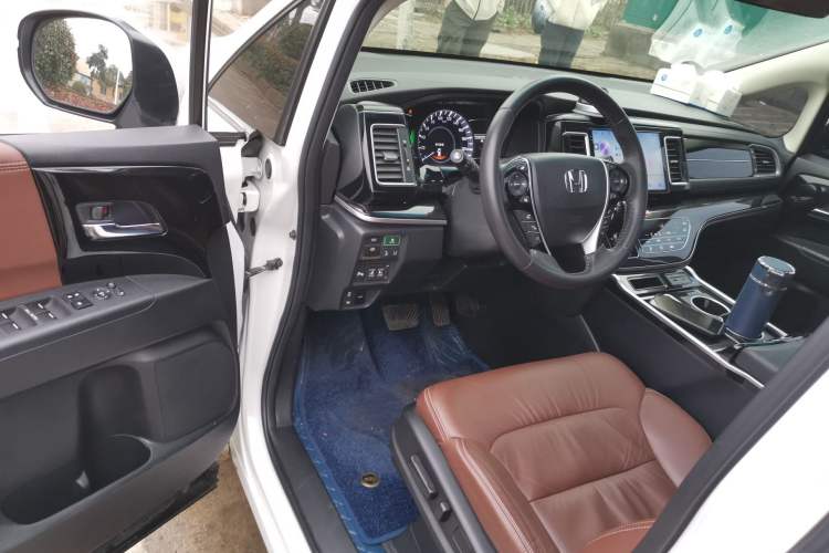 Used Honda Elysion 2019 2.0L Hybrid Supreme Edition
