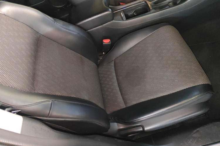 Used Honda Jade 2017 1.8L automatic Comfort version 5 seats