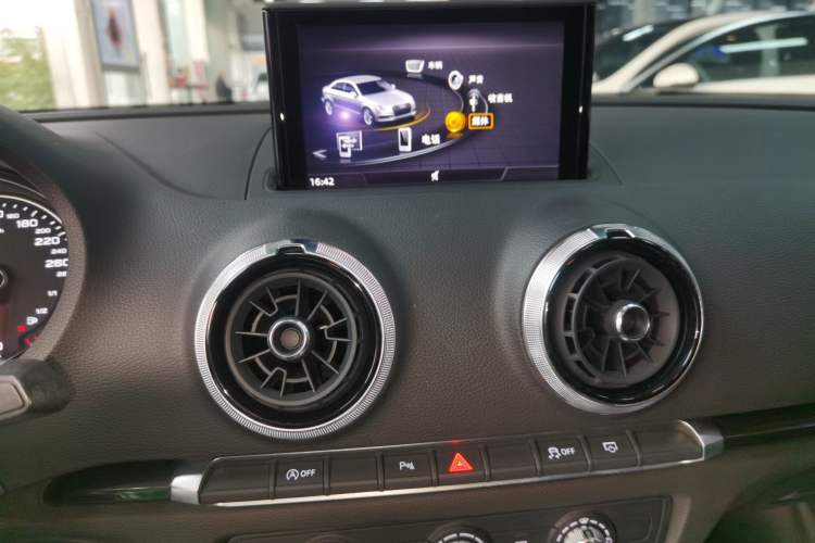 Used Audi A3 2018 30th Anniversary Edition Limousine 35 TFSI Fashion Model