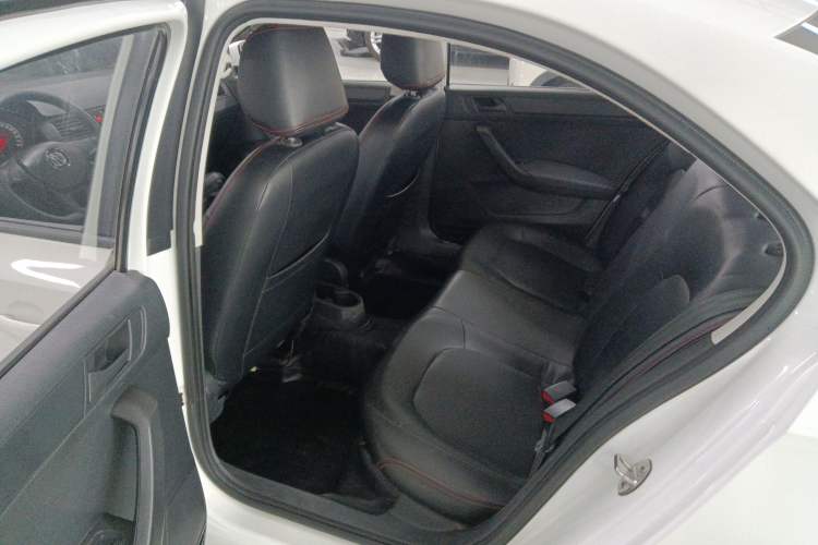 Used Volkswagen Santana 2019 1.5L Manual Fashion Edition China VI Standard