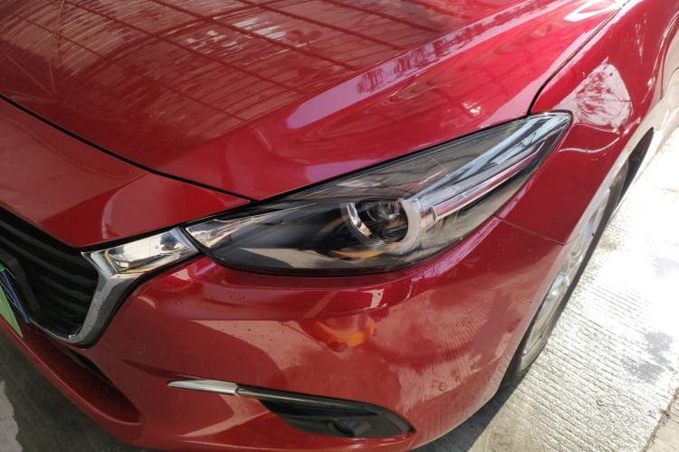 Used Mazda Mazda 3 Axela 2017 Sedan 1.5L Automatic Luxury Model Emission Standard China V
