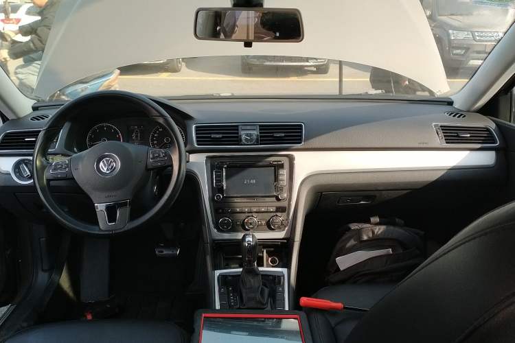 Used Volkswagen Passat 2014 1.8TSI DSG Prestige Edition
