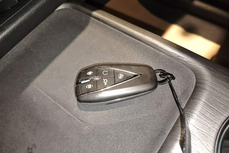 Used Changan CS75 PLUS 2025 4th Generation UItra 2.0T New Blue Whale Smart Intelligent Powertrain Version