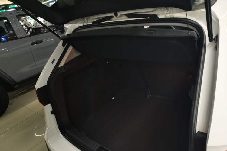 Used Volkswagen Tharu 2021 280TSI Two-Wheel-Drive Luxury Plus Edition
