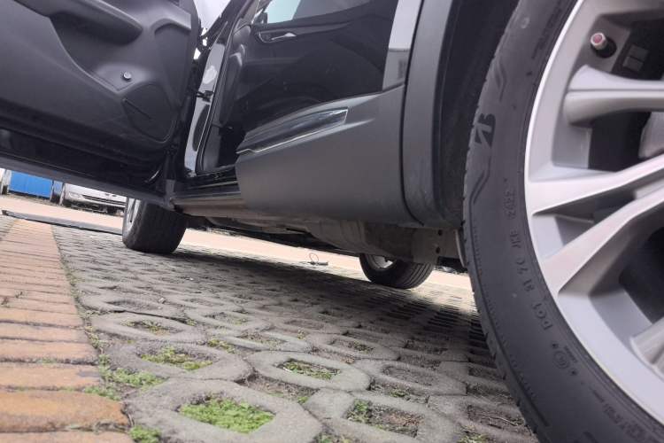 Used Buick Envision 2022 Encore Plus 652T Five-Seat Luxury Model
