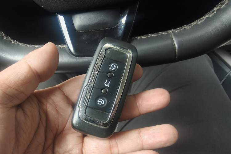 Used Qoros 3 2014 Hatchback 1.6L Automatic Zhiyue Model
