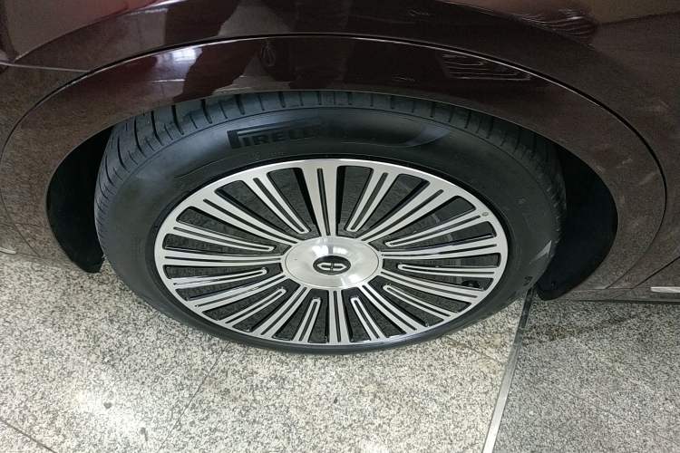 Used Hima AITO M9 2025 Extended-Range Ultra Version 52 kWh 6-Seater