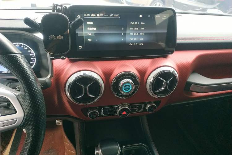 Used  BJ40 2019 PLUS 2.3T Automatic Four-Wheel Drive Premium Edition China VI
