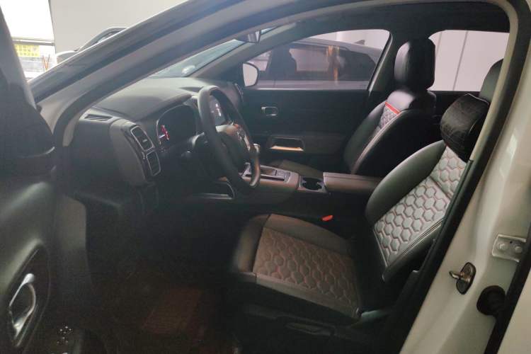 Used Citroen C5 AIRCROSS 2019 350THP Comfort Edition China V standard
