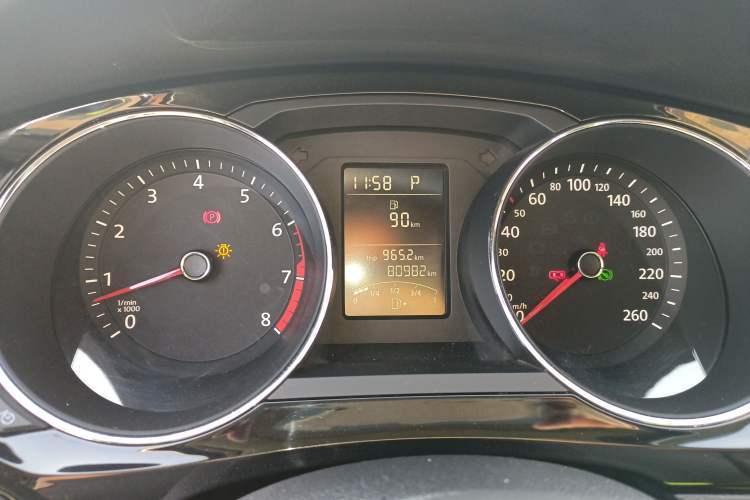 Used Volkswagen Sagitar 2017 1.6L Automatic Comfort Model
