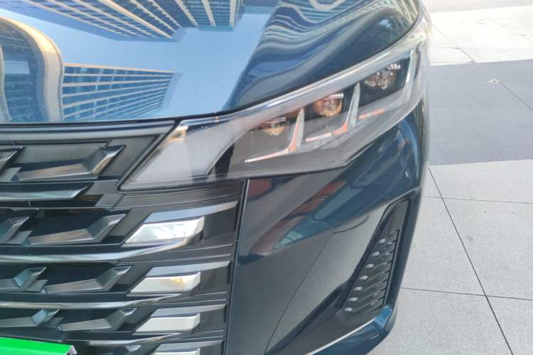 Used GAC Trumpchi M6 2021 PRO 270T DCT Luxury Edition
