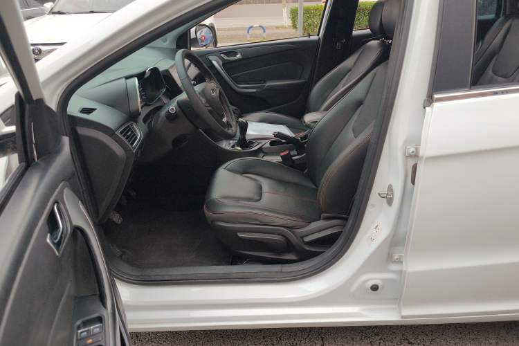 Used Chery Arrizo 5 2016 1.5L Manual Lingchao Edition