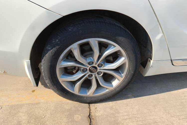 Used Geely Auto Emgrand GT 2016 1.8T Zunya Model
