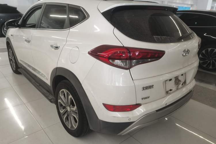 Used Hyundai Tucson 2015 1.6T Dual-Clutch Two-Wheel-Drive Leading Model