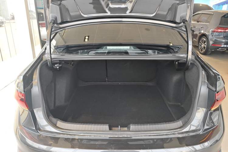 Used Volkswagen Sagitar 2025 Revised Version Three 300TSI DSG Excellence Edition