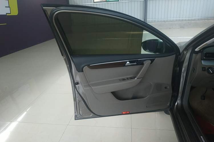 Used Volkswagen Magotan 2015 Revised 1.8TSI Prestige Version
