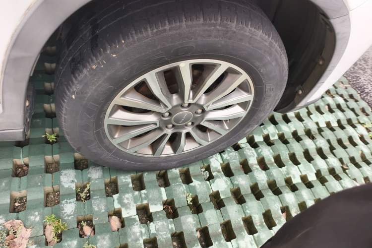 Used Haval H6 2017 Restyled Red-Label Sport Version 1.5T Automatic Two-Wheel Drive Luxury Trim
