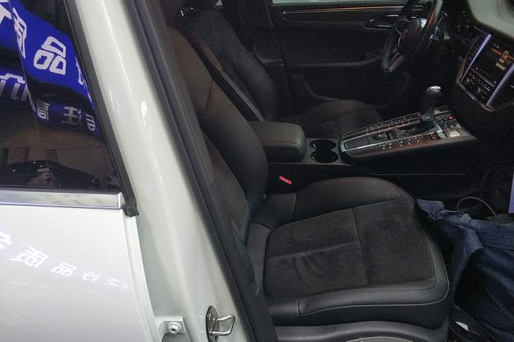 Used Porsche Macan 2014 Macan 2.0T
