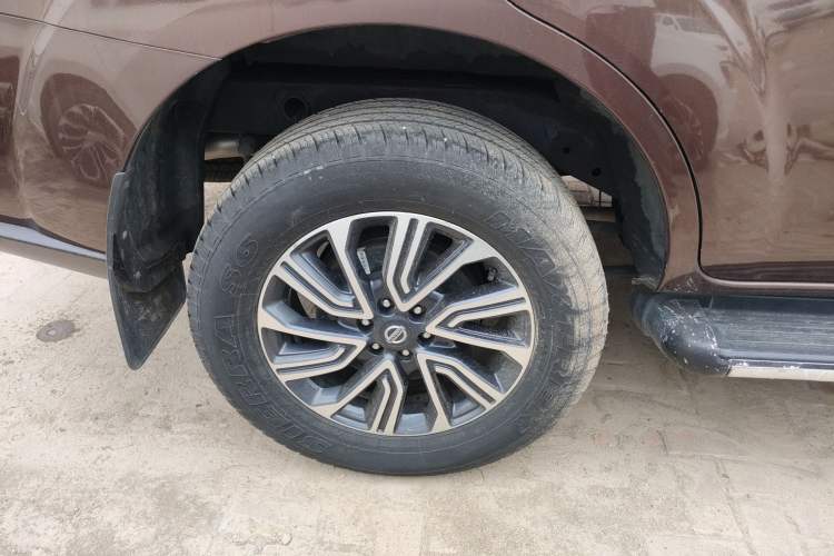 Used Nissan Terra 2018 2.5L Automatic 2WD Luxury Edition
