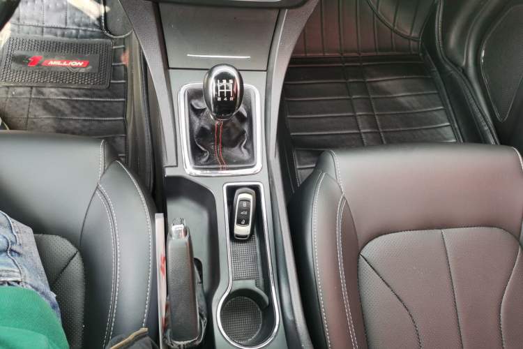 Used Geely Auto Emgrand 2017 Sedan Million Edition 1.5L Manual - Upward Version