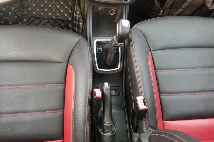 Used Haval H1 2016 Blue Label 1.5L AMT Urban Model