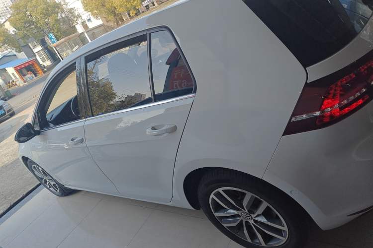 Used Volkswagen Golf 2017 230TSI Automatic Luxury Million-Vehicle Commemorative Edition
