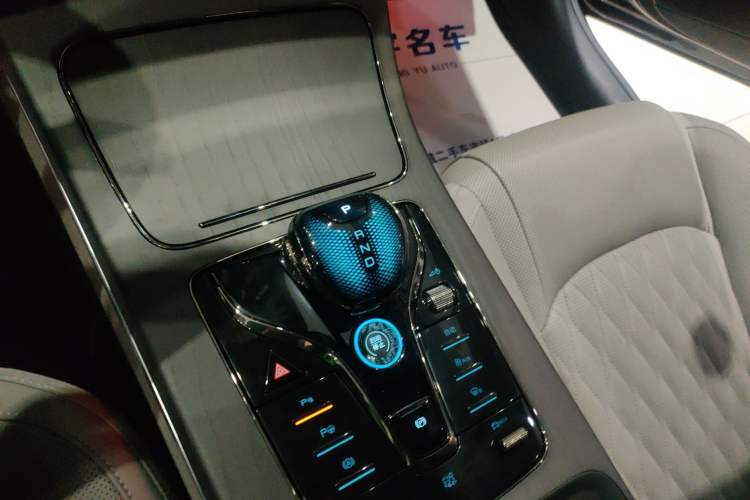 Used BYD Han 2025 DM-i Intelligent Driving Edition 125KM LiDAR Flagship Model
