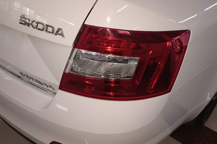 Used Skoda Octavia 2017 TSI280 DSG Smart Drive Edition
