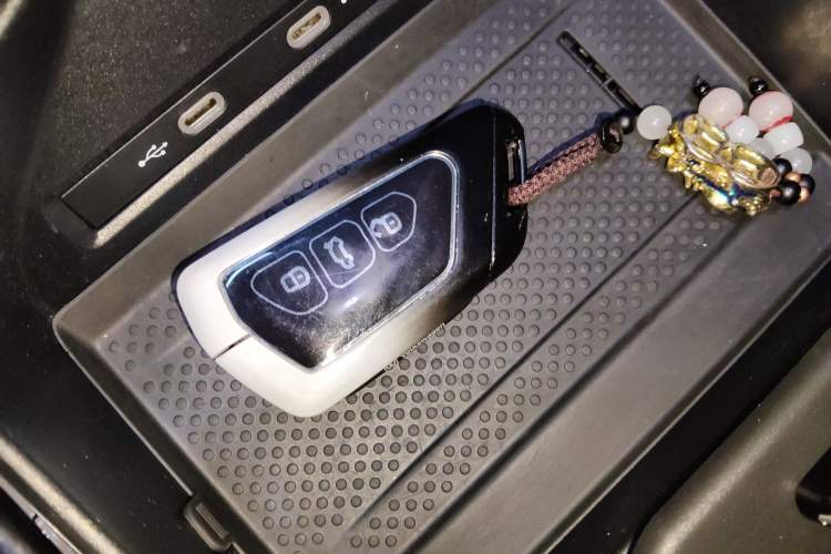 Used Volkswagen Talagon 2024 Facelifted 380TSI All-Wheel Drive R-Line Cruise Premium Edition
