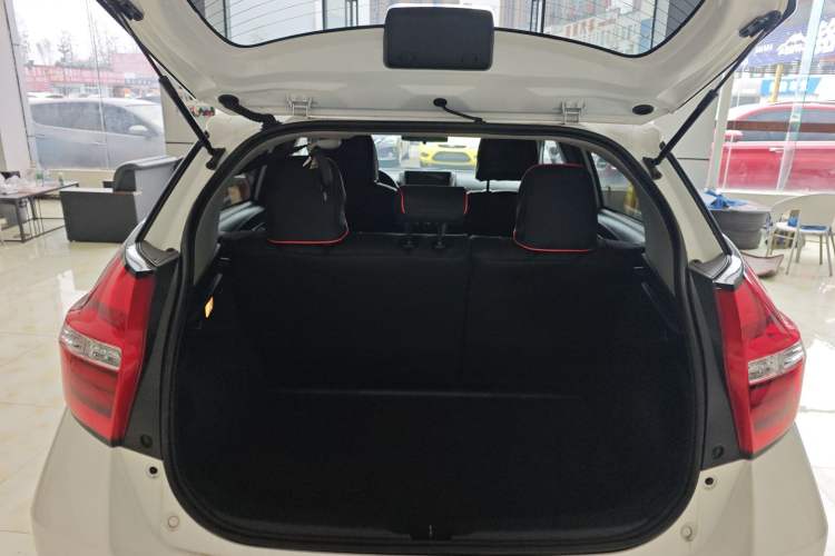 Used Toyota YARiS L 2016 Revised 1.5E CVT Charming Edition
