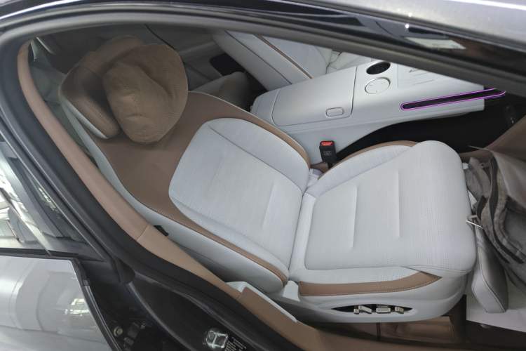 Used  07 2024 Pro+ Range-Extended Edition
