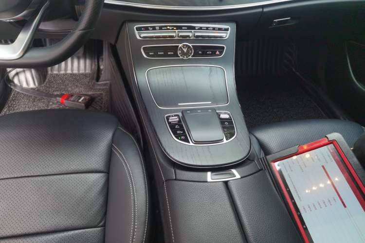 Used Mercedes-Benz E-Class 2020 Restyled E 300 L Sporty and Stylish Edition
