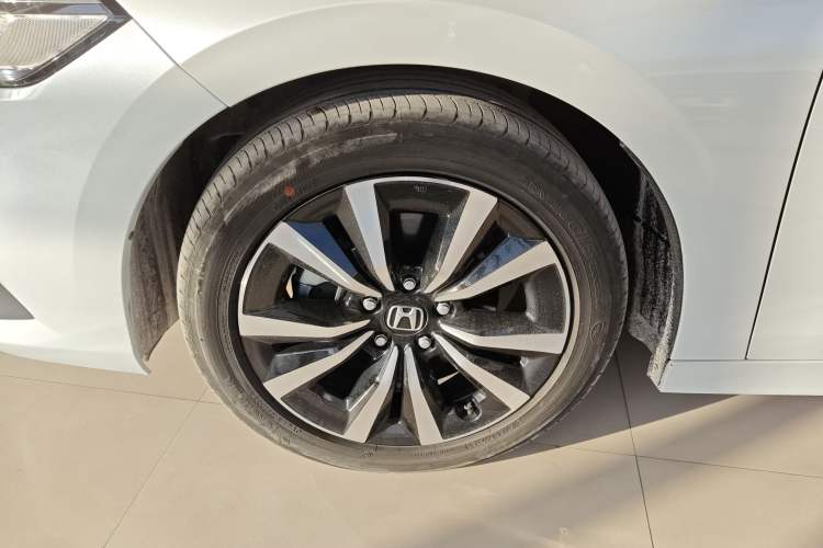 Used Honda Civic 2023 2.0L eHEV Pioneer Edition
