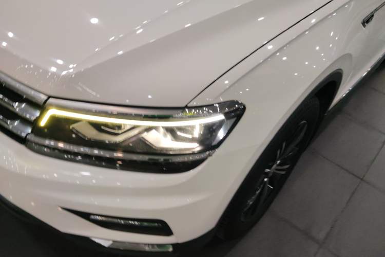 Used Volkswagen Tiguan L 2017 380TSI Automatic All-Wheel-Drive Luxury Edition