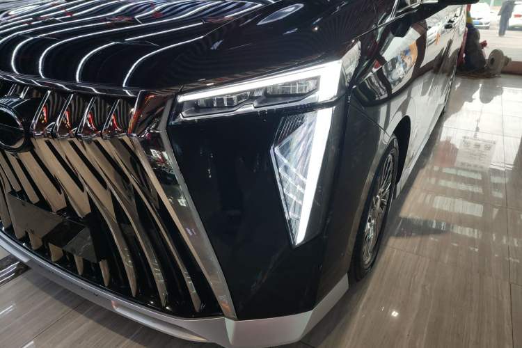 Used GAC Trumpchi M8 2023 Zongshi Series 400T Flagship Edition
