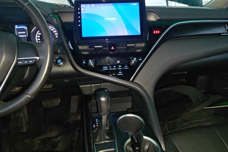 Used Toyota Camry 2022 2.0GVP Premier Edition
