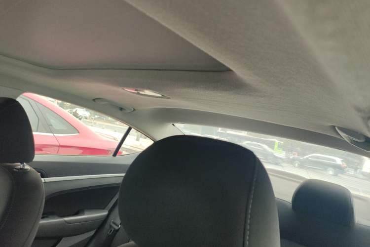 Used Hyundai Elantra 2018 1.6L Automatic 15th Anniversary Special Edition