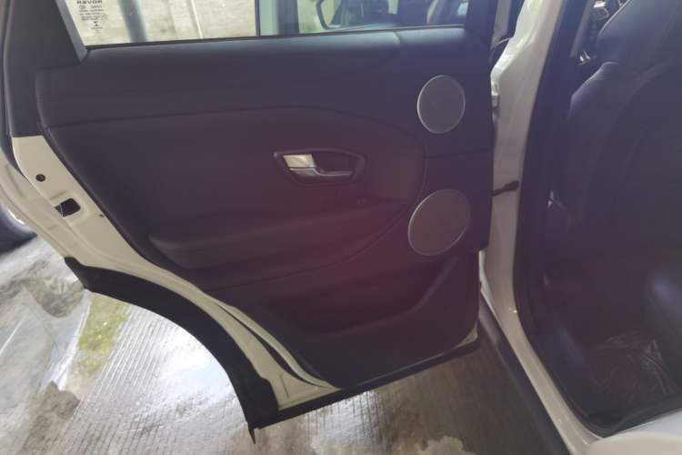 Used Land Rover Range Rover Evoque 2017 2.0T SE Smart Glow Edition
