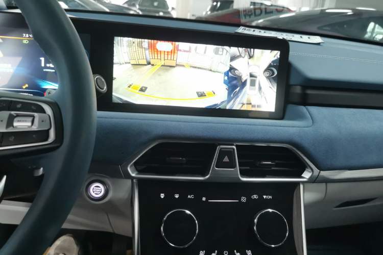 Used  Lingyun 2021 400T Four-Wheel Drive Star Prestige Edition