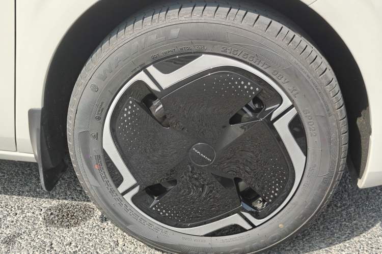 Used Dongfeng NAMMI 01 2024 New Edition 330 Plus Smart+
