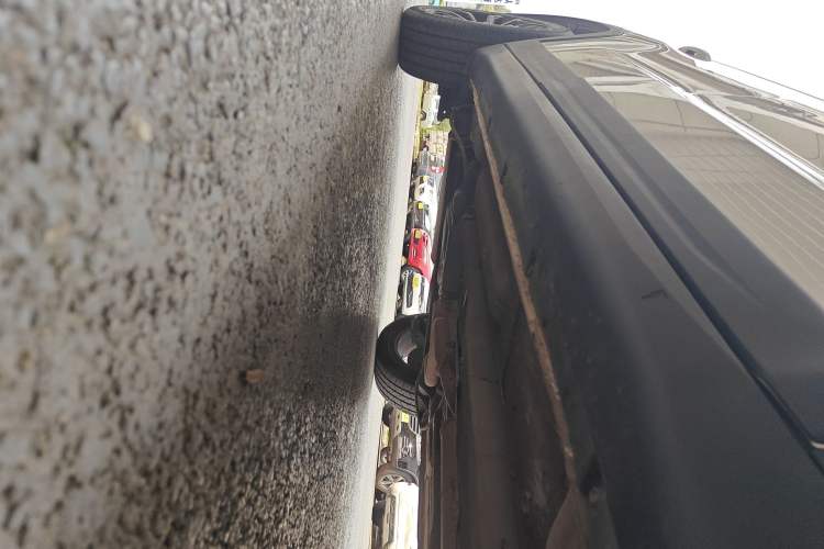 Used FAW Senya R7 2017 1.6L Manual Luxury Model
