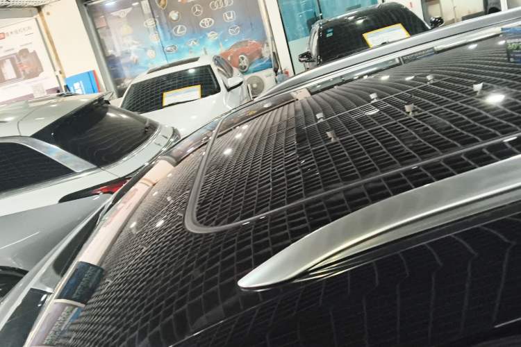 Used Hongqi E-HS9 2022 660 km Range Flagway Edition Six Seats